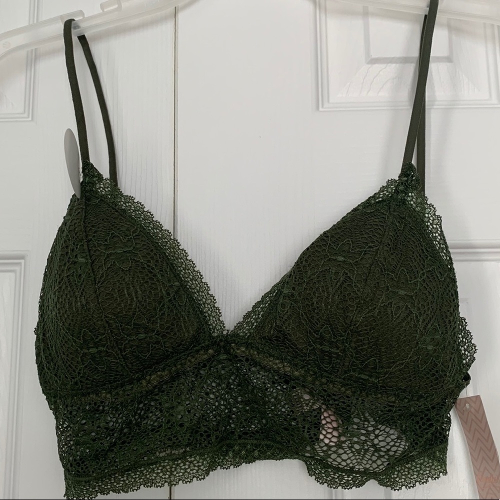 NWT Green lace bralette